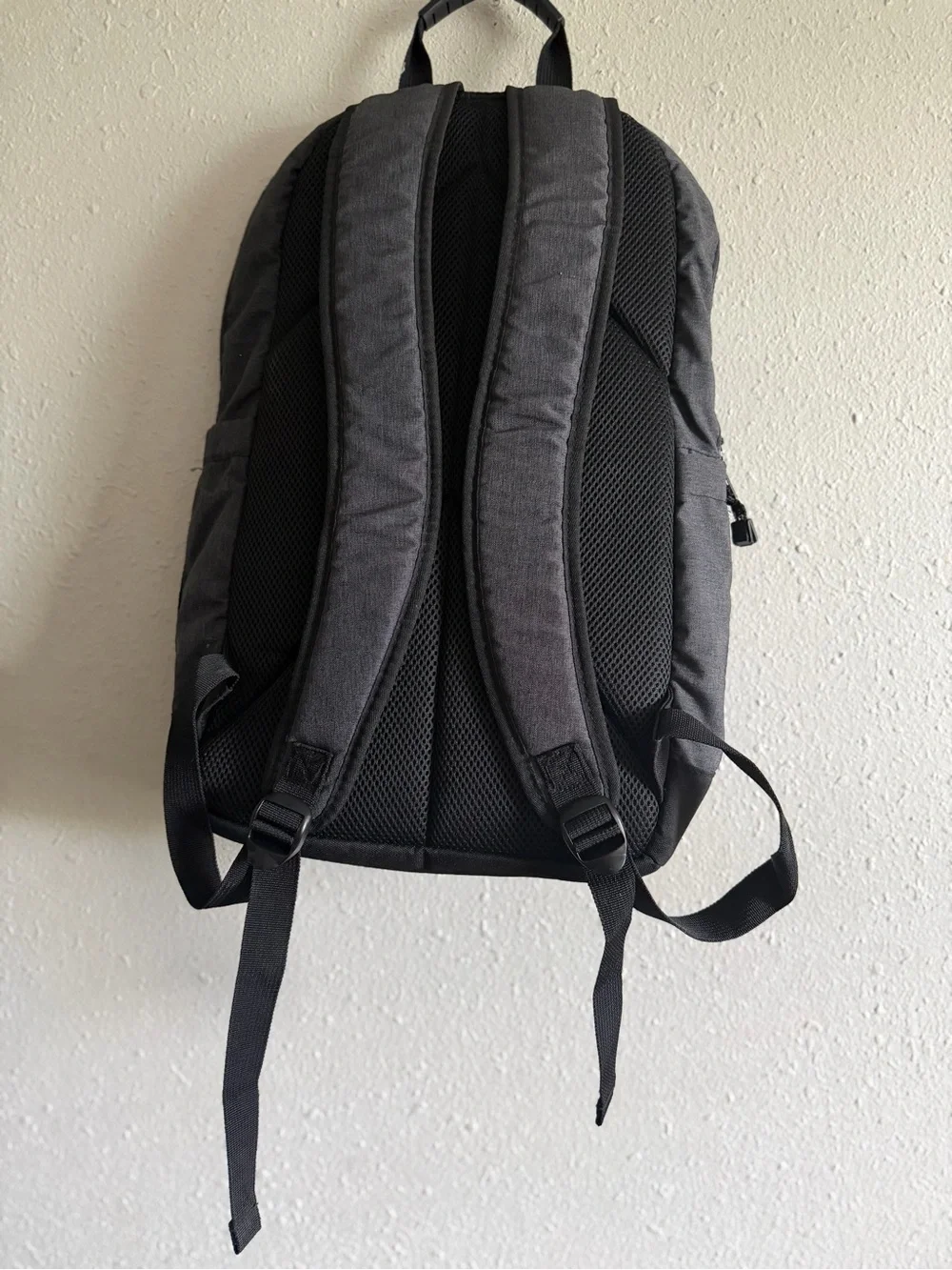 Eastsport Men's Charcoal Gray Everyday Backpack